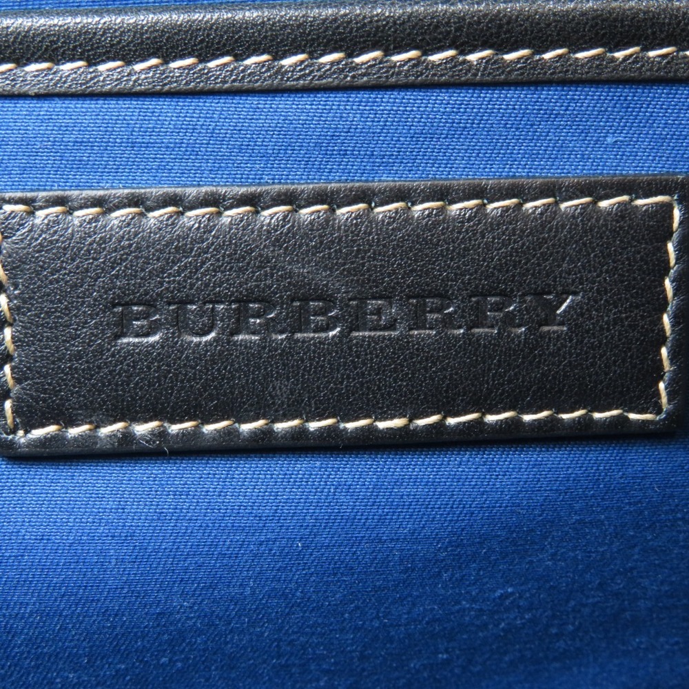Burberry Nova Check Clutch Bag - Picture 6 of 11